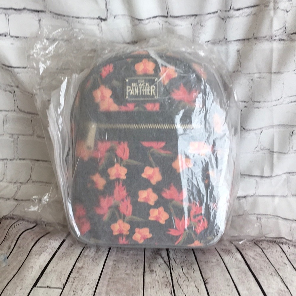 LOUNGEFLY BLACK PANTHER Pack back -  Brand New and ready for gifting!